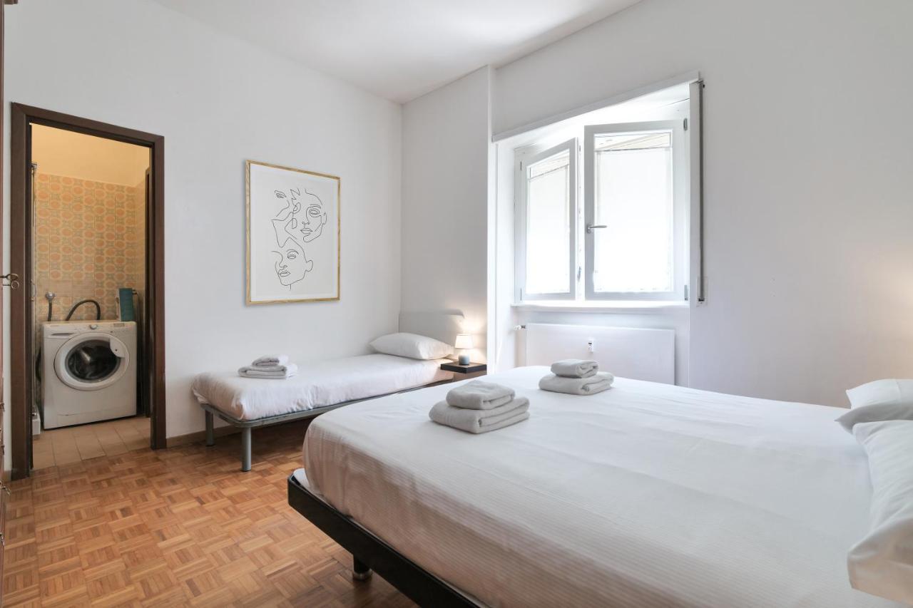 Apartamento Primopiano - Pellegrino Rossi A Milán Exterior foto